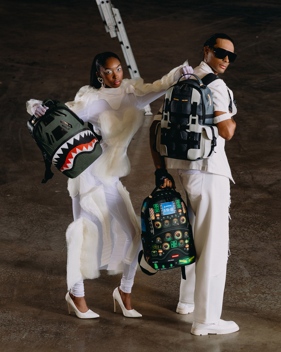 BOEING COLLAB AH-64 APACHE BACKPACK - Image 4