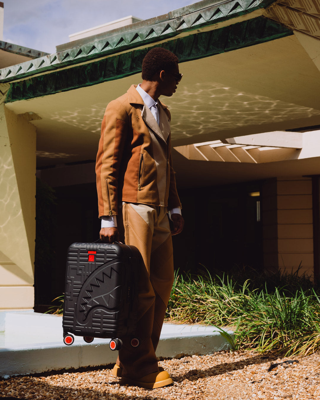 FRANK LLOYD WRIGHT COLLAB HARD SHELL LUGGAGE - Image 4