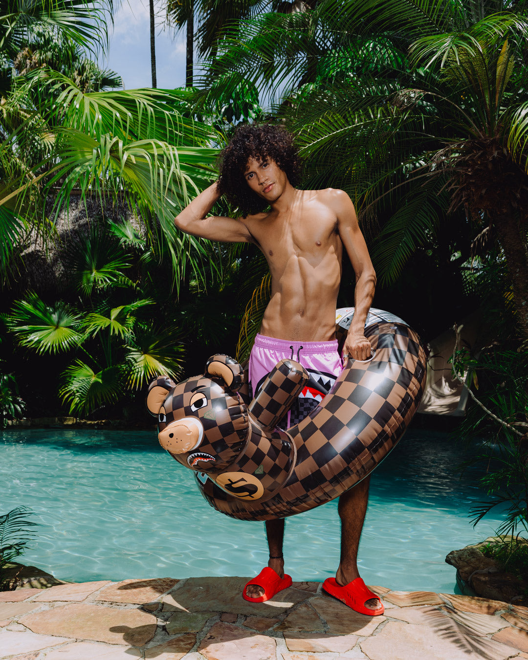 MONEYBEAR - POOL PARTY FLOATY - Image 2